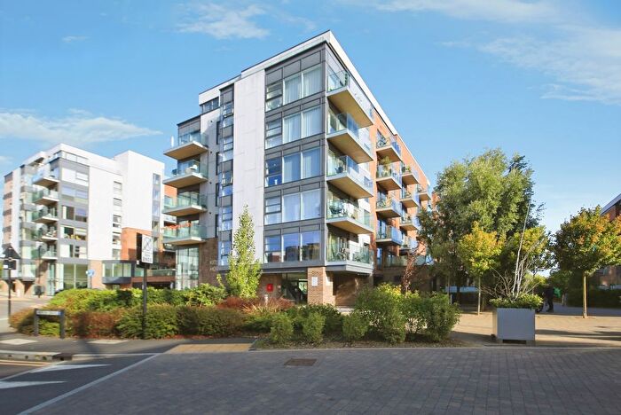 2 Bedroom Flat For Sale In East Station Road, Fletton Quays, Peterborough, Cambridgeshire, PE2