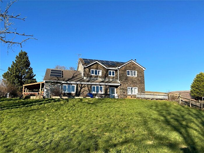 4 Bedroom Detached House For Sale In Mountain Road, Upper Brynamman, Ammanford, Carmarthenshire, SA18
