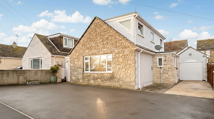 4 Bedroom Detached House For Sale In Westcliff Road, Portland, DT5