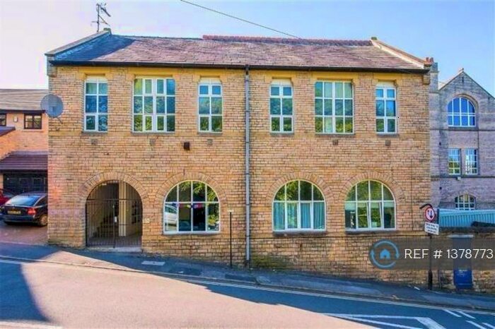 2 Bedroom Flat To Rent In St Mary's Loft, Sheffield, S6