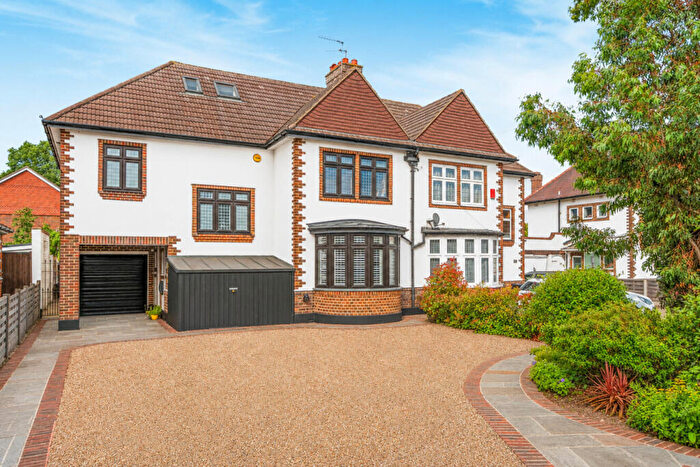 5 Bedroom Semi-Detached House For Sale In Pickhurst Lane, Hayes, BR2