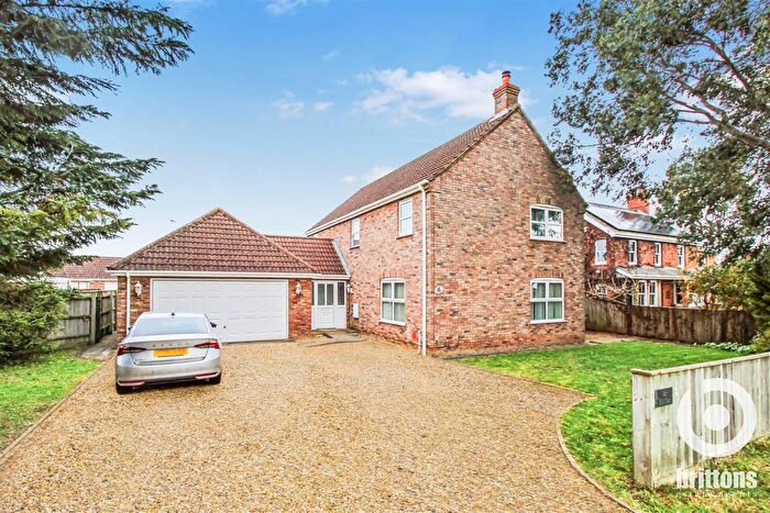 4 Bedroom Detached House For Sale In Mill Close, Terrington St. Clement, King's Lynn, PE34