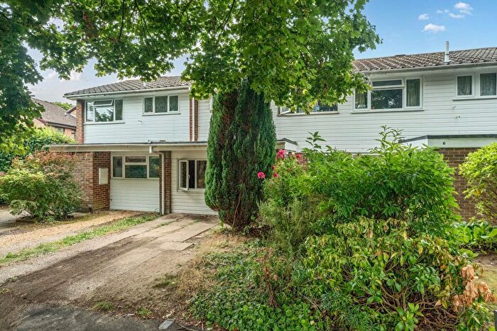 3 Bedroom House For Sale In Liphook, GU30