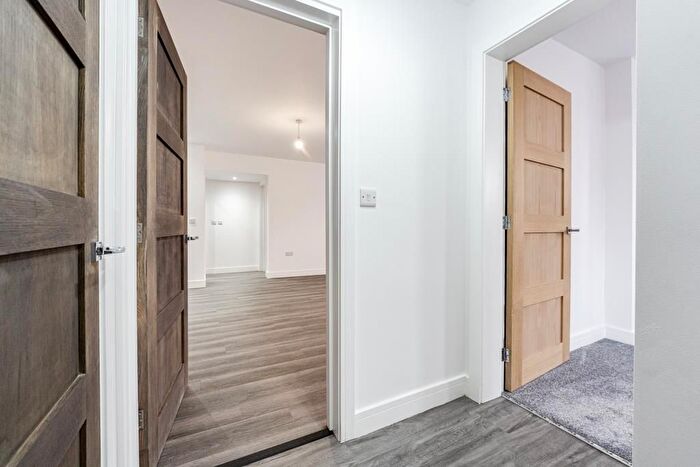 2 Bedroom Flat For Sale In High Street, Cottingham, LE16