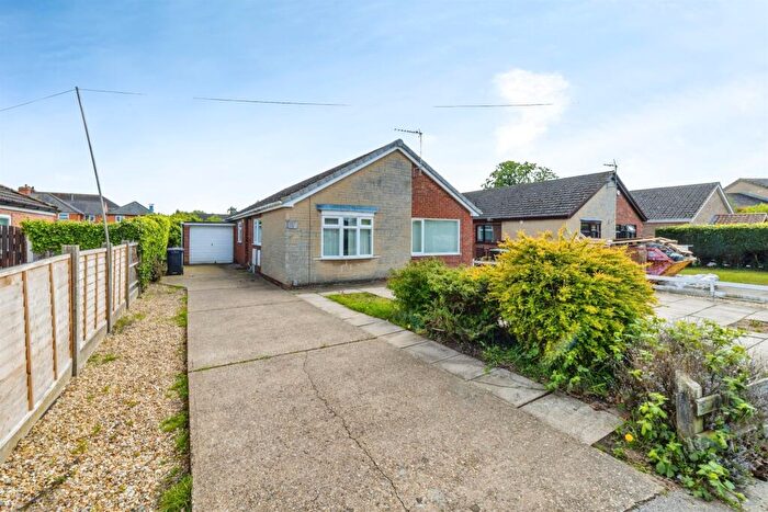 3 Bedroom Detached Bungalow For Sale In Robertson Road, North Hykeham, Lincoln, LN6