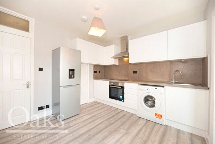 2 Bedroom Terraced House For Sale In Warren Road, Addiscombe, CR0