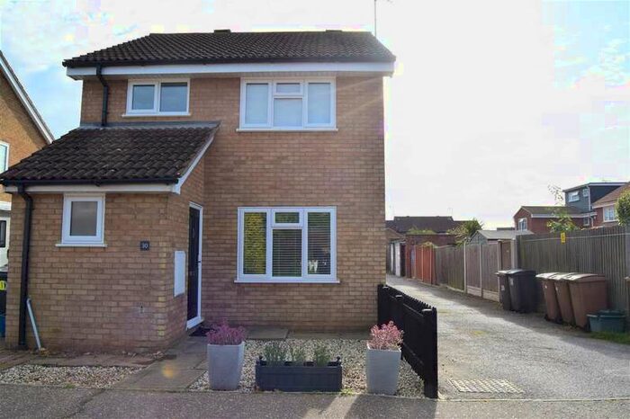 3 Bedroom Property To Rent In Martingale Drive, Chelmsford, CM1