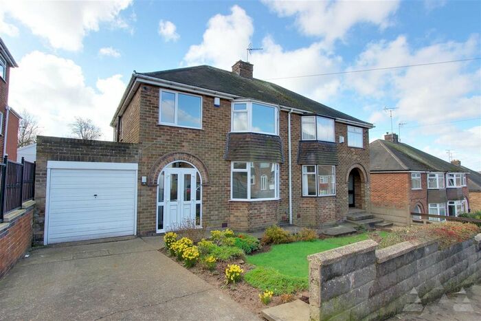 3 Bedroom Semi-Detached House For Sale In Marples Avenue, Mansfield Woodhouse, Mansfield, NG19