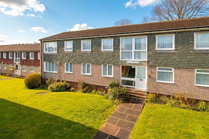 3 Bedroom Flat For Sale In Hoyle Court Drive, Baildon, Shipley, West Yorkshire, BD17