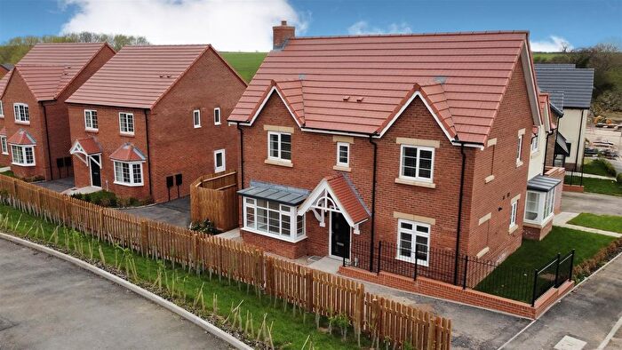 4 Bedroom Detached House For Sale In Oakley Road, Shepshed, Loughborough, LE12