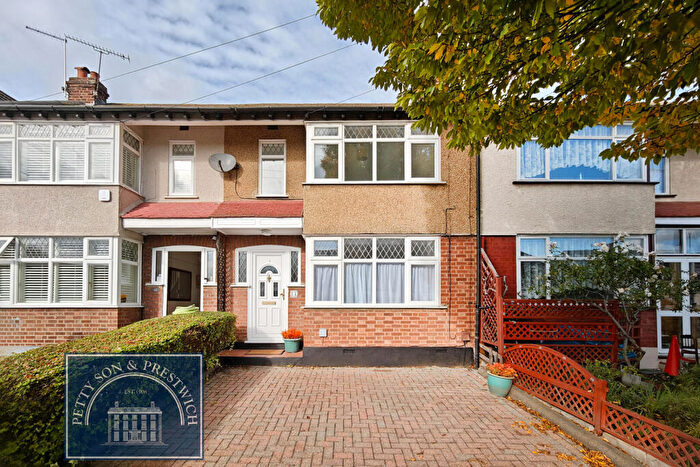 3 Bedroom Terraced House For Sale In River Way, Loughton, IG10