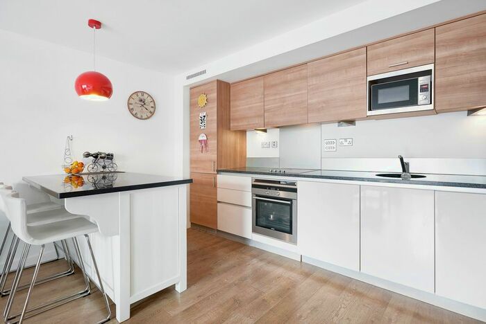 2 Bedroom Flat To Rent In Metcalfe Court, John Harrison Way, SE10