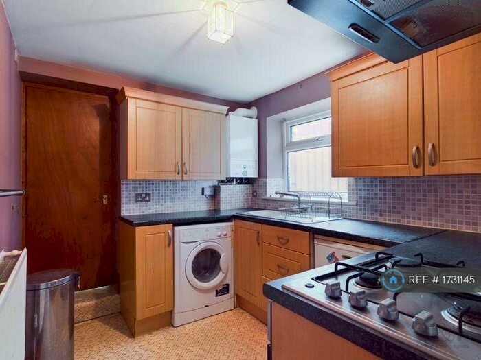 1 Bedroom Flat To Rent In Soundwell Road, Bristol, BS16