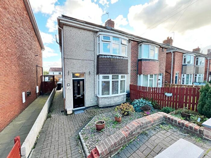 3 Bedroom Semi-Detached House For Sale In Dean Road, Ferryhill, DL17