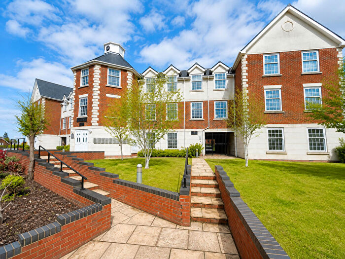 2 Bedroom Apartment To Rent In Crown Hill, Rayleigh, SS6