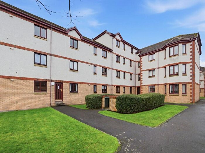 2 Bedroom Flat For Sale In / South Elixa Place, Willowbrae, Edinburgh, EH8