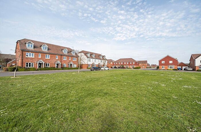 2 Bedroom Flat For Sale In Hangar Drive, Tangmere, PO20