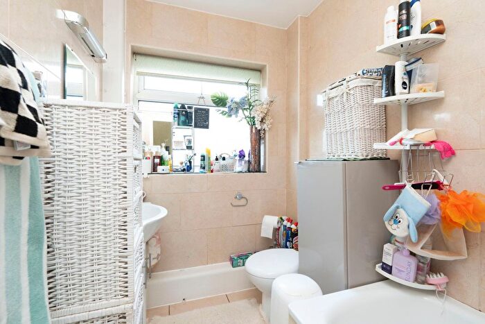 2 Bedroom Detached Bungalow For Sale In Carlton Road, Boston, PE21