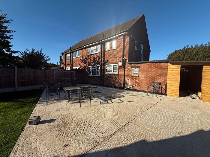 3 Bedroom Property To Rent In Newhouse Crescent, Watford, WD25