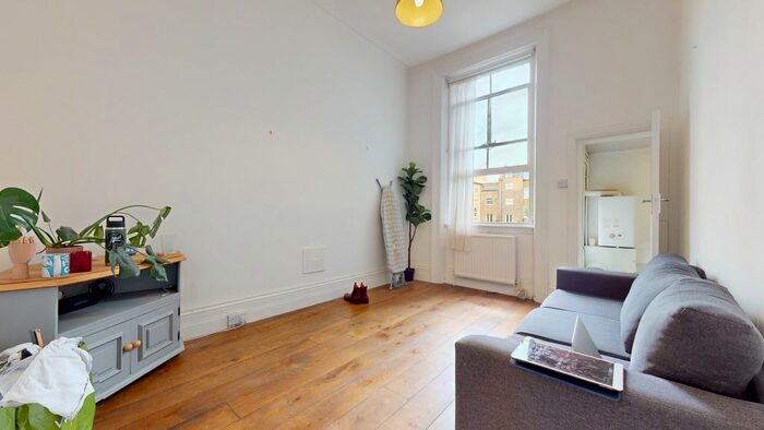 2 Bedroom Flat To Rent In Seagrave Road, London, SW6