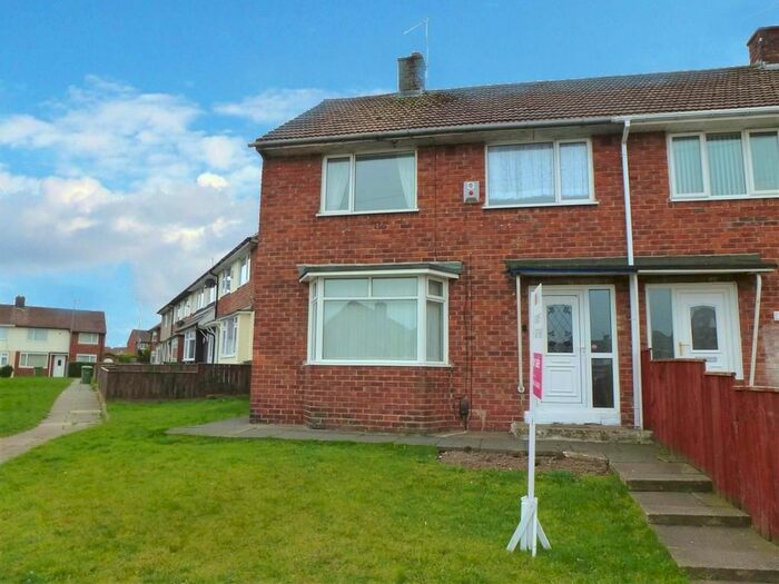 3 Bedroom Semi-Detached House To Rent In Rostrevor Avenue, Stockton-On-Tees, TS19
