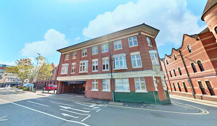 1 Bedroom Flat To Rent In Minster Court, York Road, Leicester, LE1