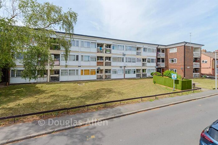 Studio For Sale In Prospect Road, Woodford Green, Essex, IG8