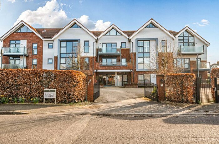1 Bedroom Flat For Sale In Duttons Road, Romsey, Hampshire, SO51