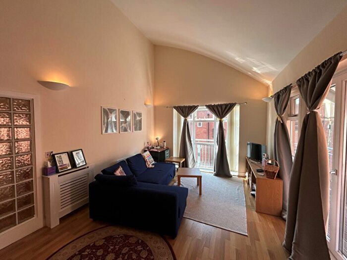 1 Bedroom Apartment To Rent In Berkley Street, Birmingham, B1