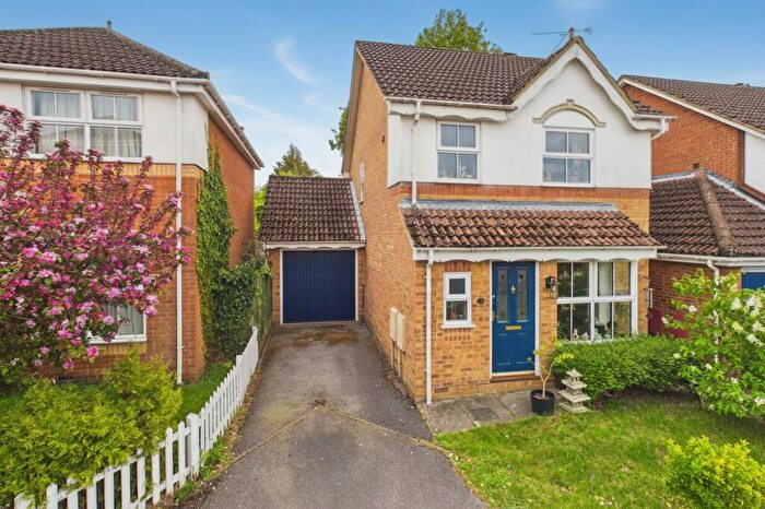 3 Bedroom Detached House For Sale In Skelton Fields, Warfield, Berkshire, RG42