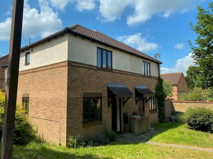 1 Bedroom SemiDetached House To Rent In Rillington Gardens, Emerson