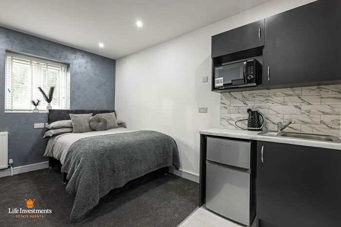 1 Bedroom House Of Multiple Occupation To Rent In Benn Street, Rugby, Warwickshire, CV22