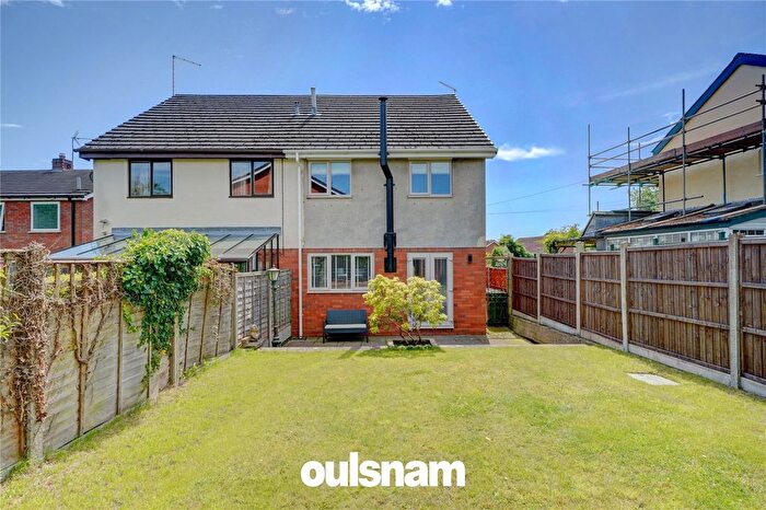 3 Bedroom Semi-Detached House For Sale In Linthurst Newtown, Blackwell, Bromsgrove, Worcestershire, B60
