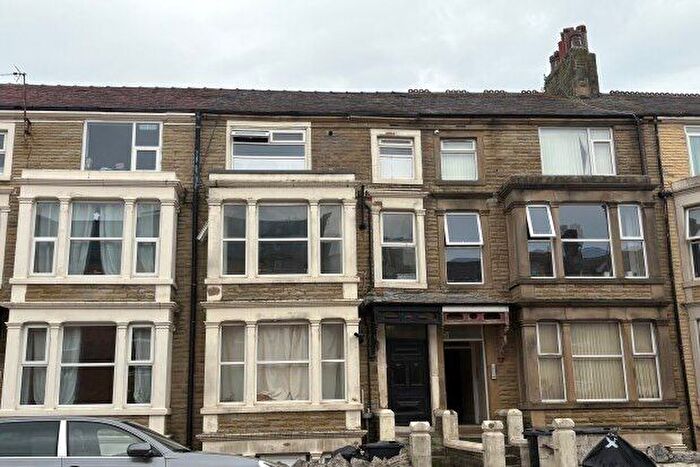2 Bedroom Flat To Rent In Heysham Road, Morecambe, LA3