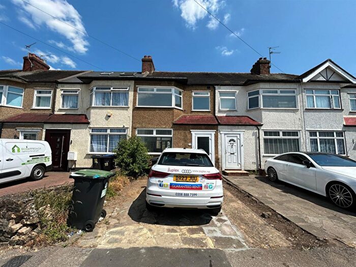 3 Bedroom Property To Rent In Newbury Avenue, Enfield, EN3