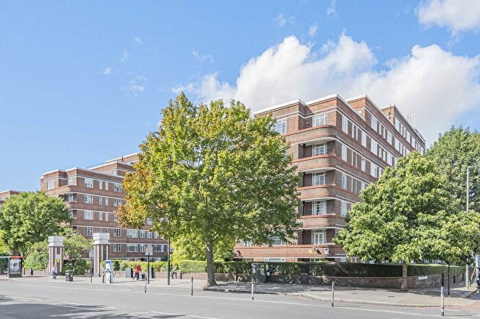 1 Bedroom Flat To Rent In Balham High Road, Tooting, SW17