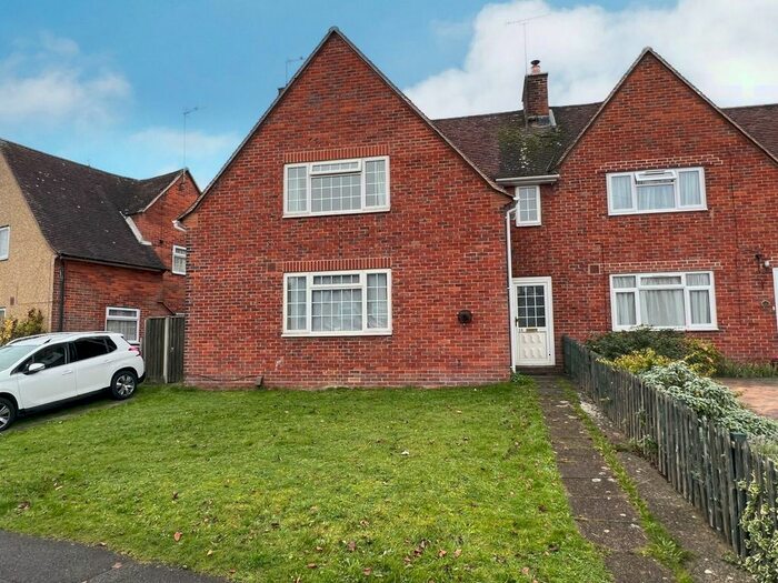 6 Bedroom Semi-Detached House To Rent In Kings Avenue, Winchester, SO22