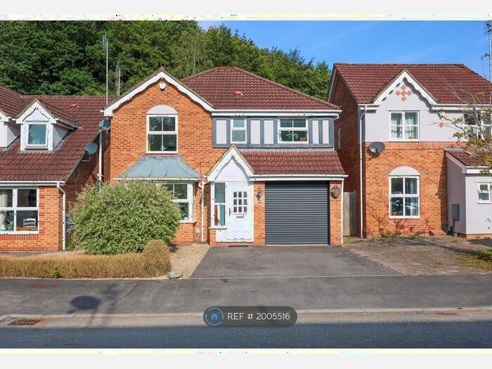 4 Bedroom Detached House To Rent In Robertson Drive, Bristol, BS4