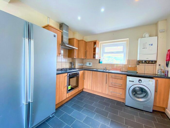 5 Bedroom Terraced House To Rent In Hawkhurst Road, Brighton, East Sussex BN1