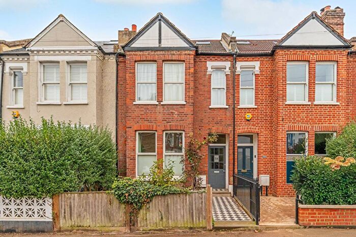 4 Bedroom Property For Sale In Tritton Road, West Dulwich, London, SE21