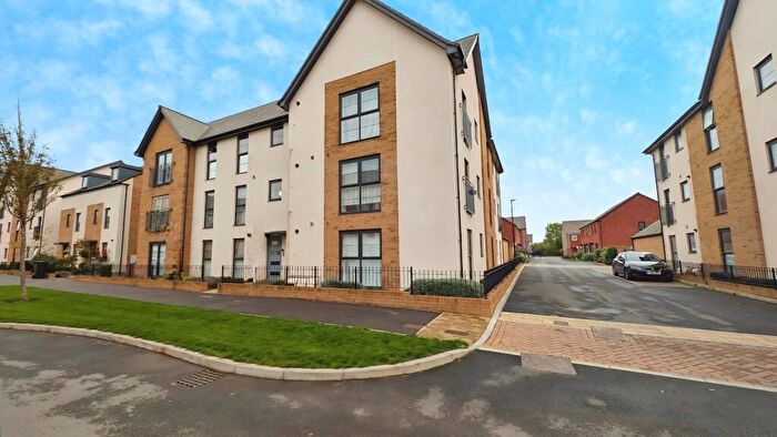 1 Bedroom Flat For Sale In Clark Drive, Yate, Bristol, BS37