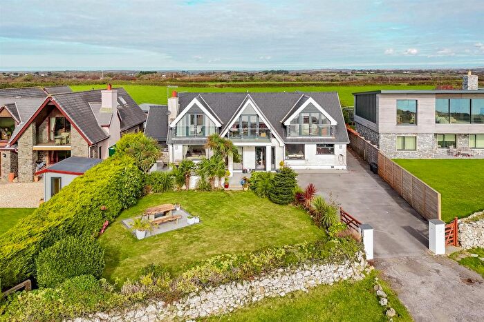 5 Bedroom Detached House For Sale In East Cliff, Pennard, Swansea, SA3