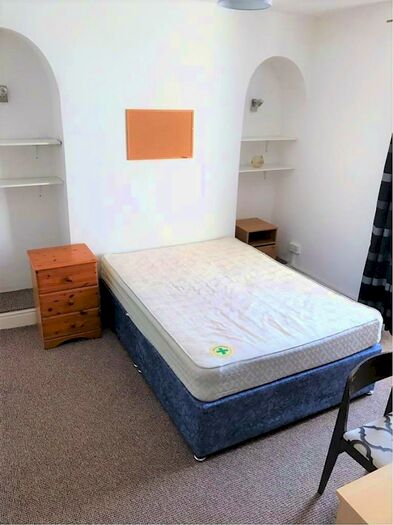 3 Bedroom House To Rent In Rodney Street, Sandfields, Swansea, SA1