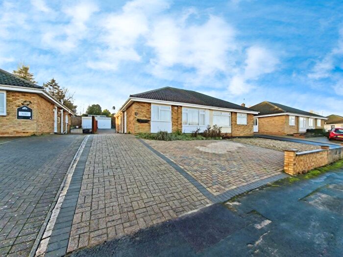 2 Bedroom Semi-Detached Bungalow For Sale In The Broadway, Swindon, SN25