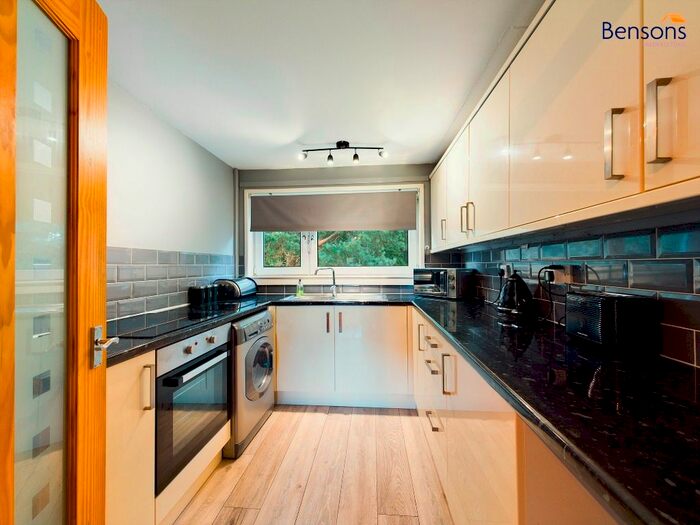 1 Bedroom Flat To Rent In Kenilworth, East Kilbride, South Lanarkshire, G74