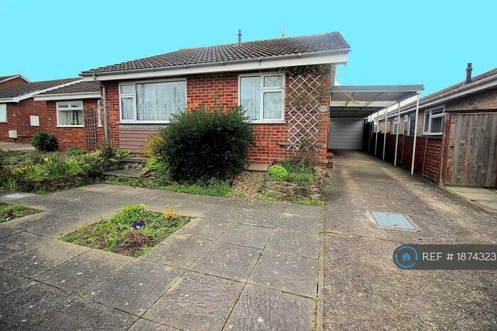 2 Bedroom Semi-Detached House To Rent In Englands Road, Acle, NR13