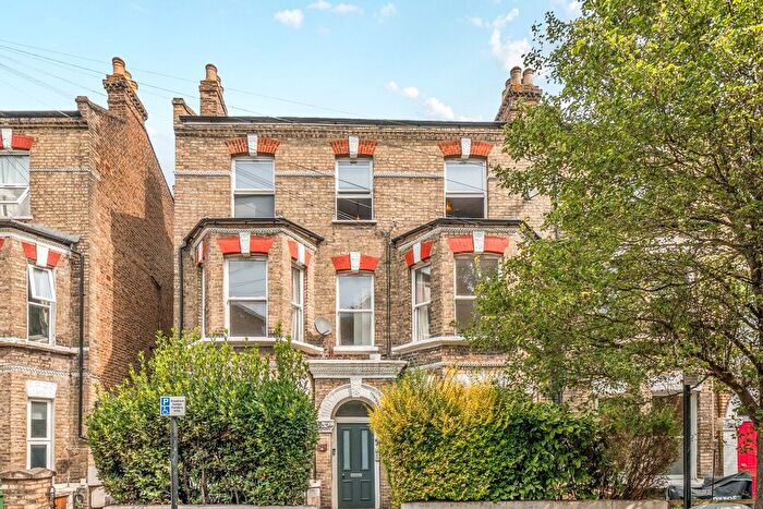 2 Bedroom Flat For Sale In Lambert Road, London, SW2