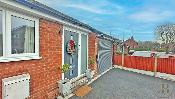 3 Bedroom Detached House For Sale In Waverley Road, Mansfield, Nottinghamshire, NG18