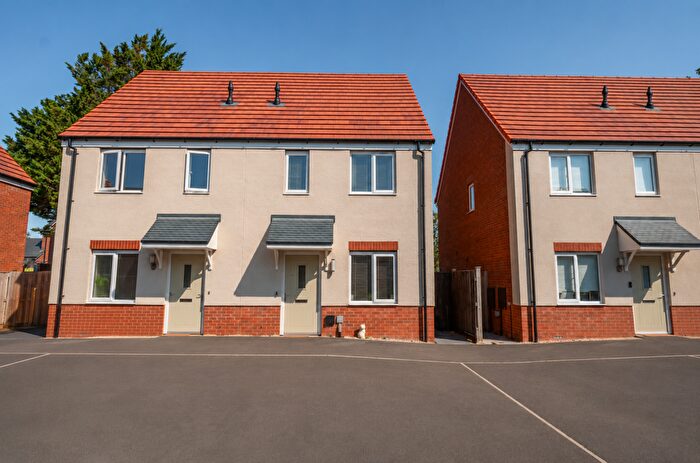 2 Bedroom Semi-Detached House For Sale In Pocock Close, Ludgershall, SP11