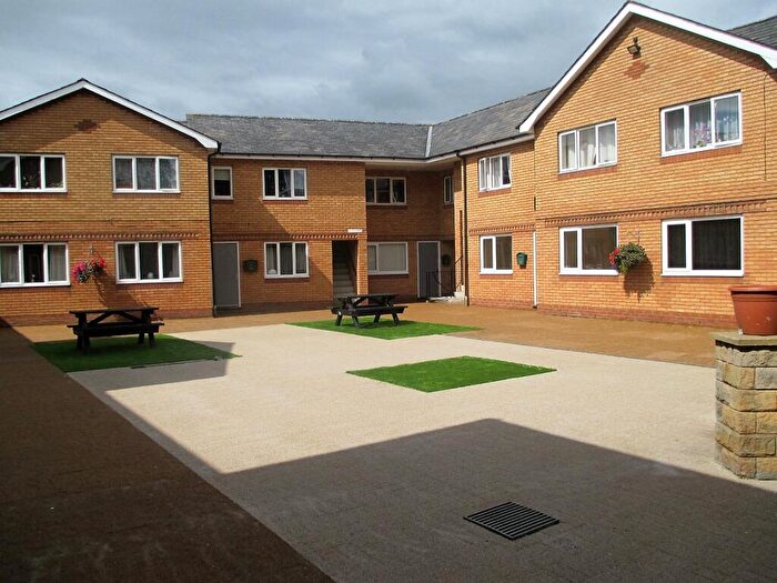 1 Bedroom Flat To Rent In Alexandra Court, Lancaster, LA1